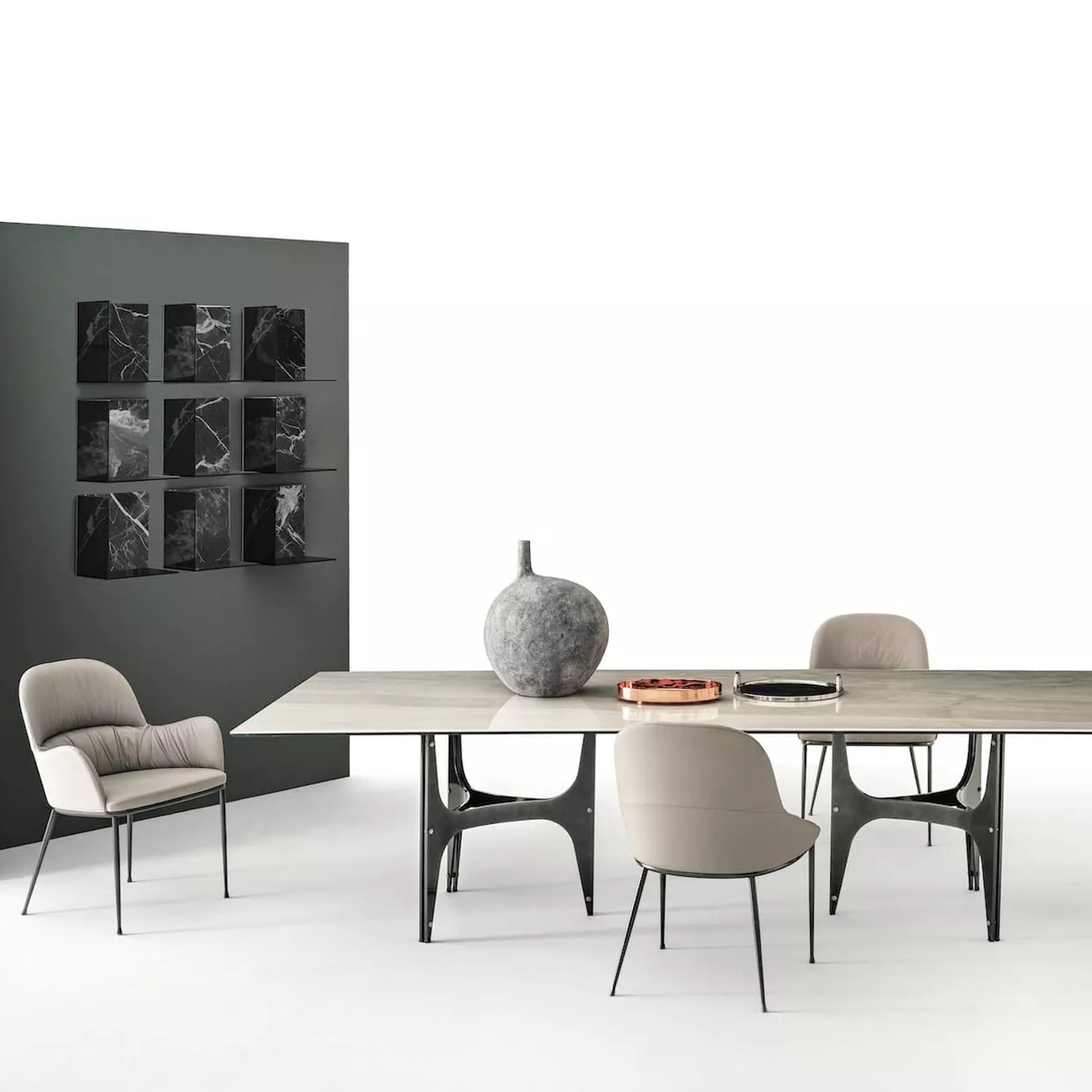 Universe XXL Dining Table